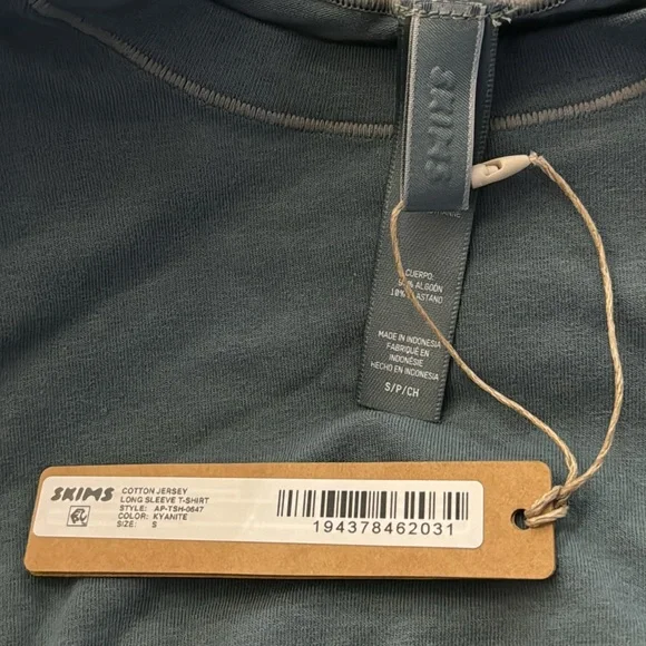 SKIMS Long Sleeve Top in Slate Gray - Picture 10 of 11